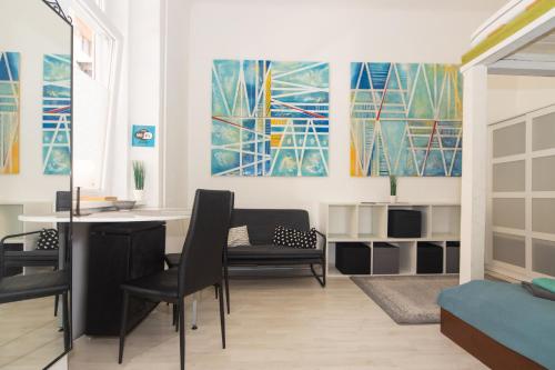 Cosy studio apartment with AirConditioner — 4-Star Luxury Hotel in Budapest, Hungary