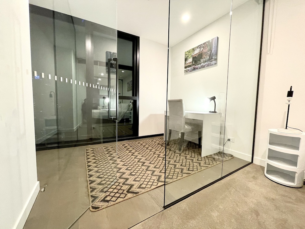 31st Floor Amazing Sea View 2B2B@Southern Cross — 4-Star Luxury Hotel in Melbourne, Australia