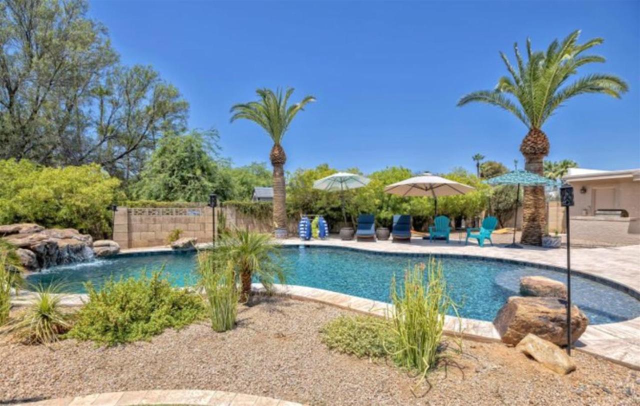 Spacious Kierland Oasis With Pool Heater Spa Bbq — Phoenix