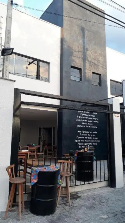 Pousada Maria Maria Próximo ao Santuário Nacional in Aparecida, Brasil