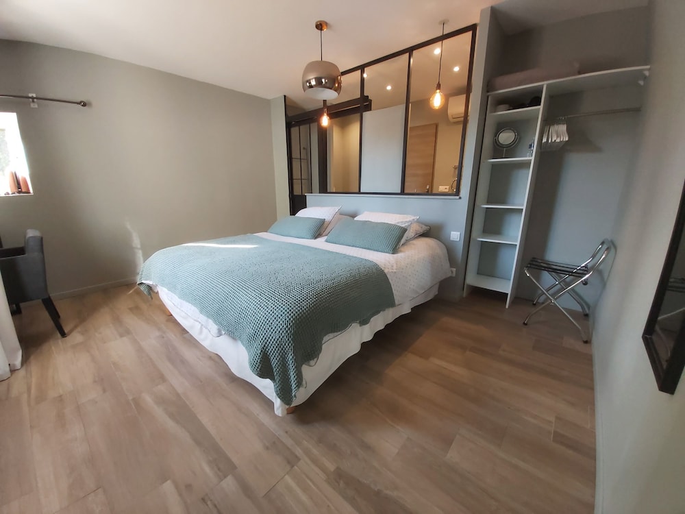 Le Mas des Alexandrins in Uzes, France