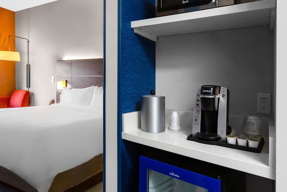 Holiday Inn Express & Suites Sanford Lake Mary by IHG - photo 7