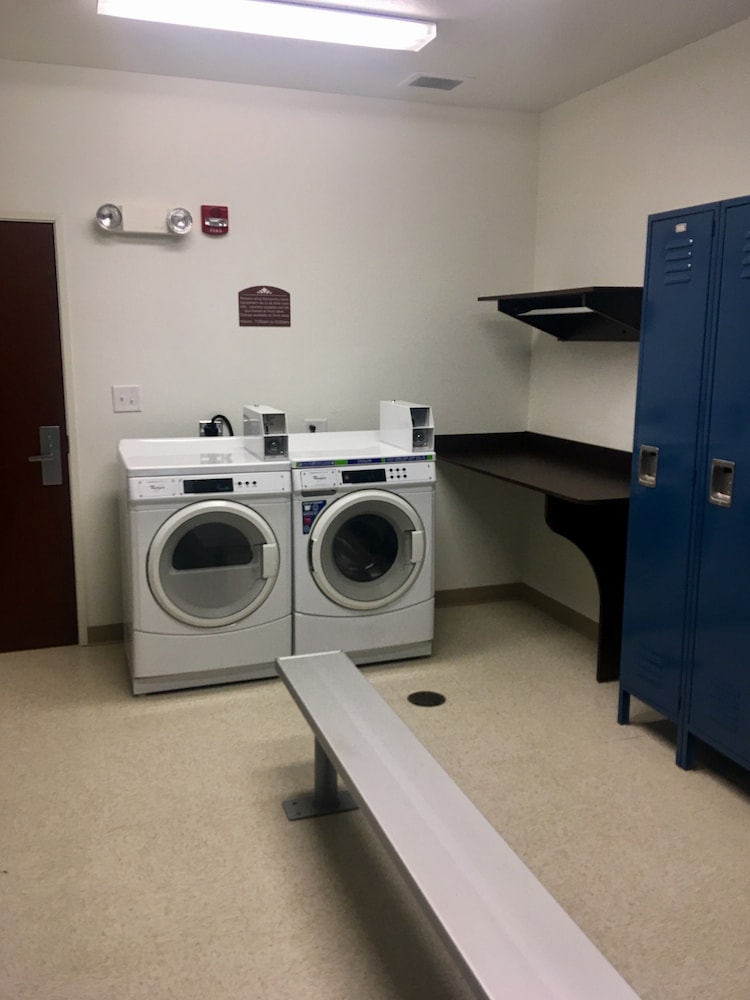 Microtel Inn And Suites Minot - photo 19