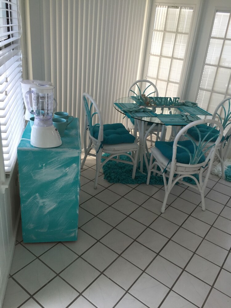 Suites On The Beach - photo 10
