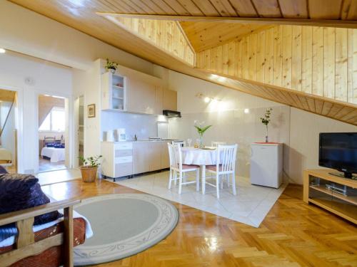 Apartment Matic Two Bedroom Apartment