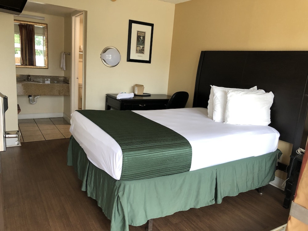 Hotel Bel Air Orlando near Florida Mall - photo 13