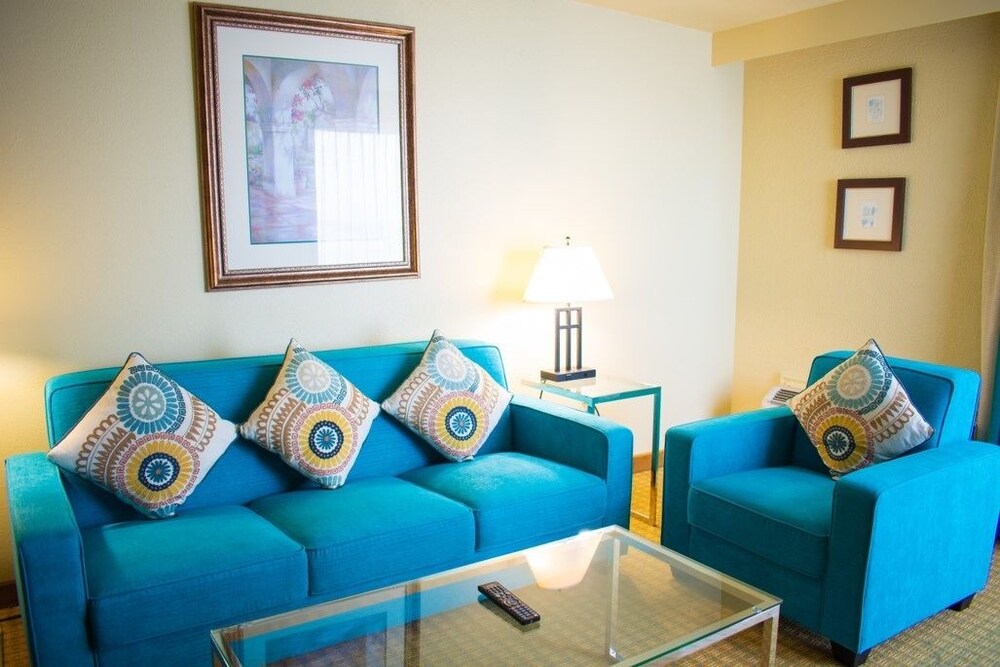 Punta Gorda Waterfront Hotel and Suites - photo 20