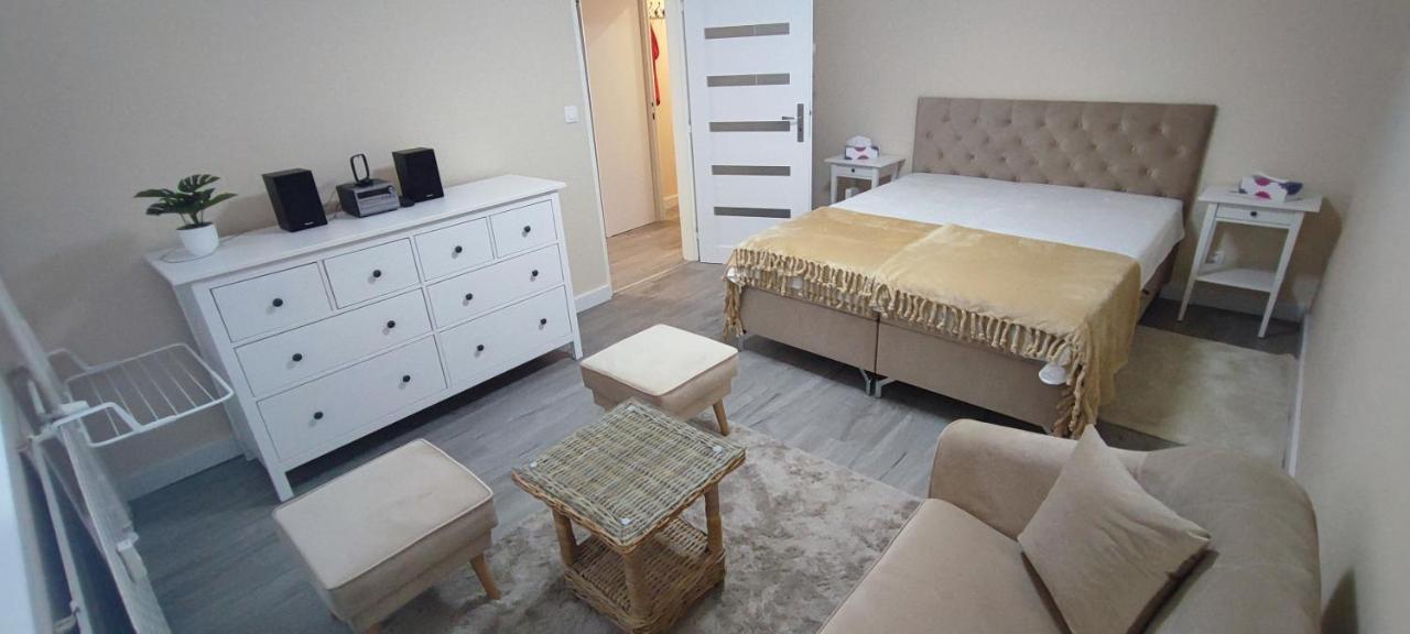 Apartmán pri hrade — 4-Star Luxury Hotel in Levice, Slovakia