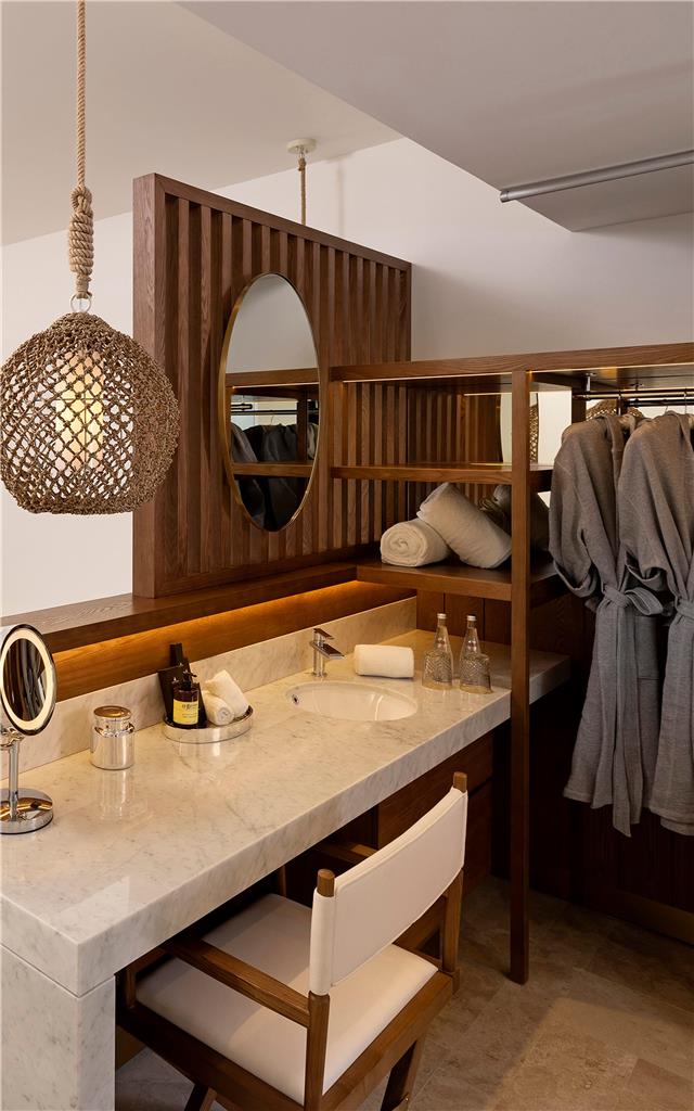 Guest room