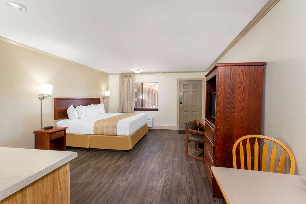 Travelodge by Wyndham Livingston Yellowstone - photo 28