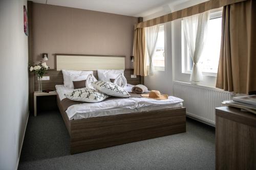 Tündérfátyol in Abadszalok, Hungary