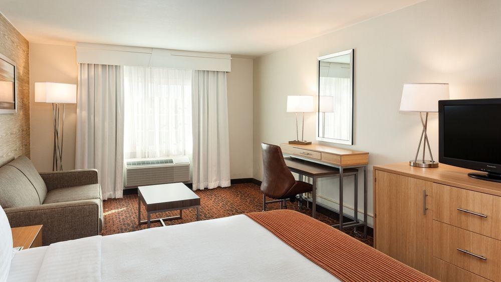 Holiday Inn San Antonio Dwtn Market Sq an IHG Hotel - photo 11