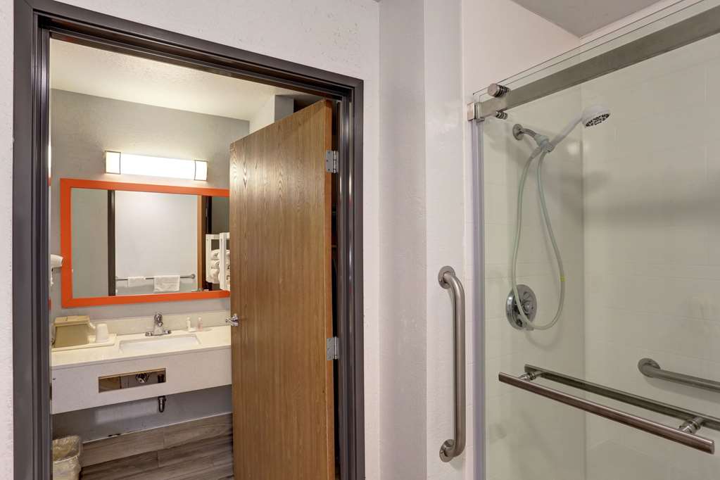 Quality Inn Pierre Fort Pierre - photo 16