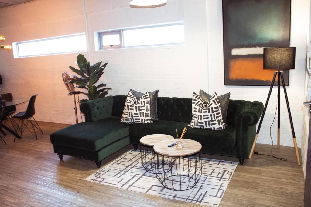 Swift Studios No4 — 4-Star Luxury Hotel in Cape Town, South Africa