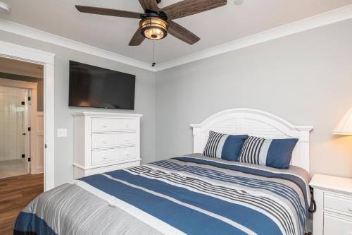 The Sandcastle by Oak Island Accommodations - photo 11