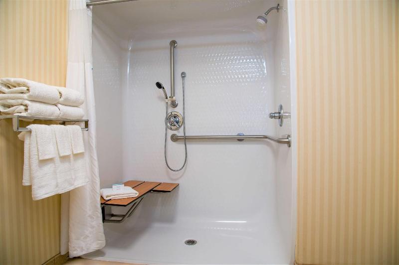 Hampton Inn Lewisburg - photo 47