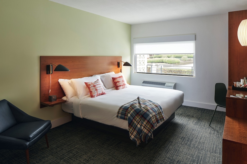 The Longleaf Hotel - photo 7