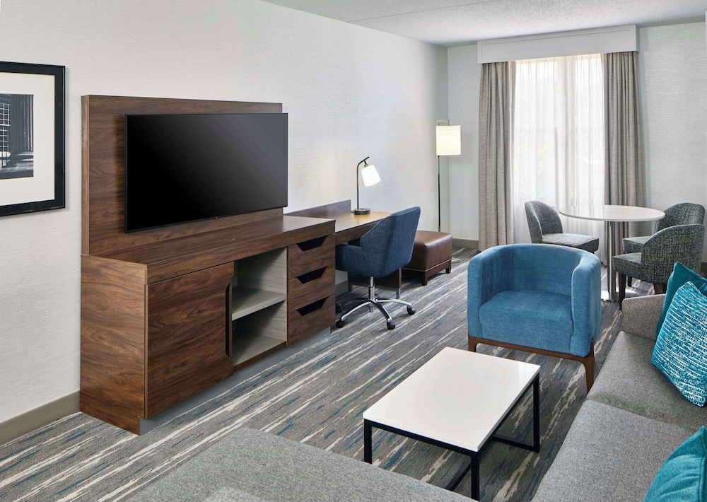Hampton Inn & Suites Saratoga Springs Downtown - photo 42