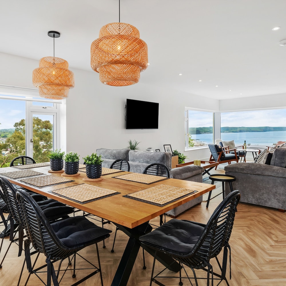 Pen Gar Sea Views EV Charger in Saundersfoot, United Kingdom