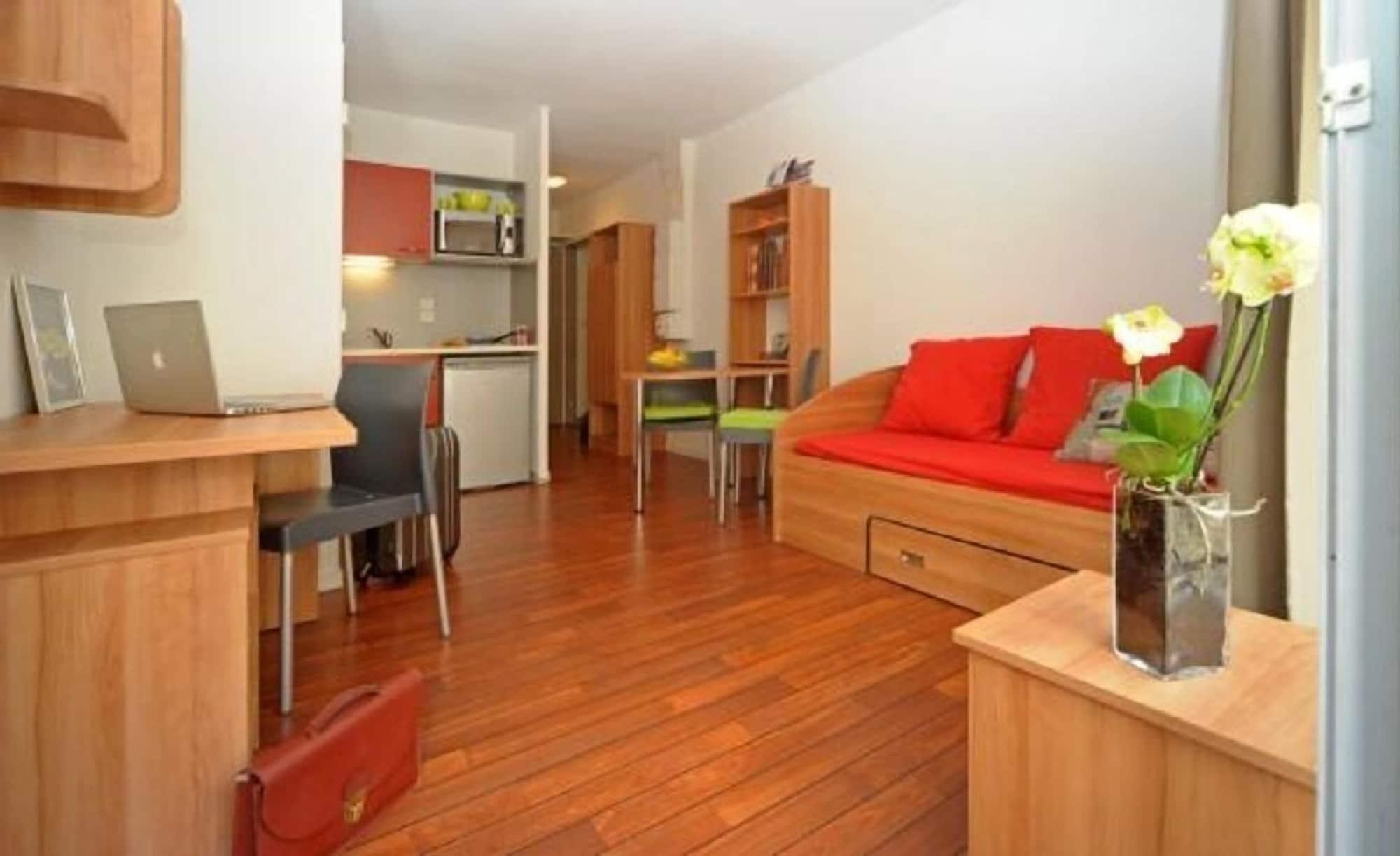 Studilodge Zola Park in Villeurbanne, France