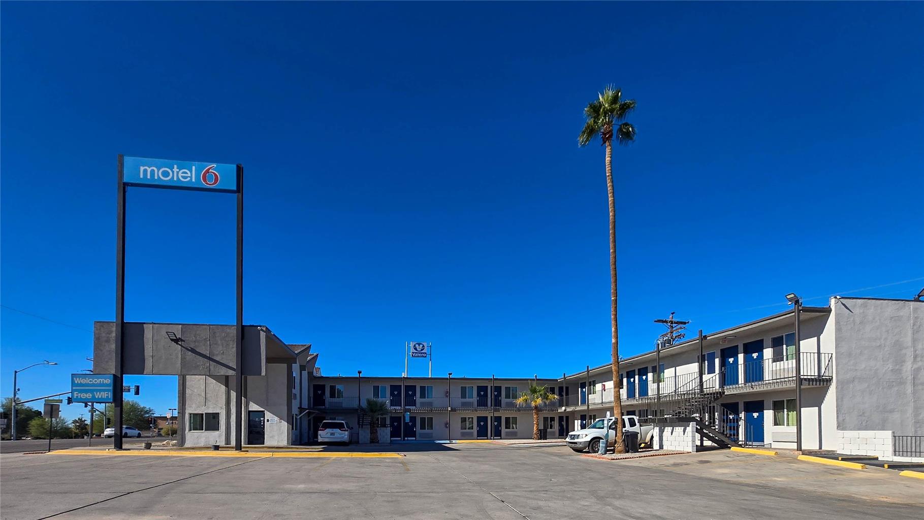 Motel 6 Blythe CA South - photo 32