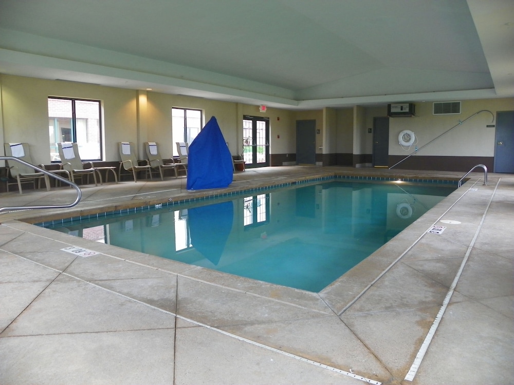 Holiday Inn Express & Suites Montpelier by IHG - photo 39