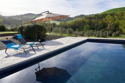 Podere Santa Renata — 4-Star Luxury Hotel in Volterra, Italy