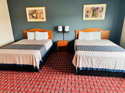 Regency Inn Hudson - photo 10