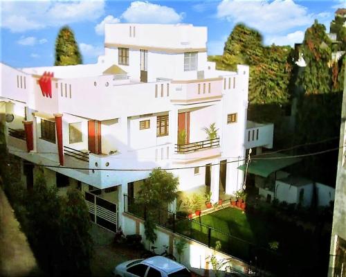 Homeland Stay — 5-Star Luxury Hotel in Ahmedabad, India