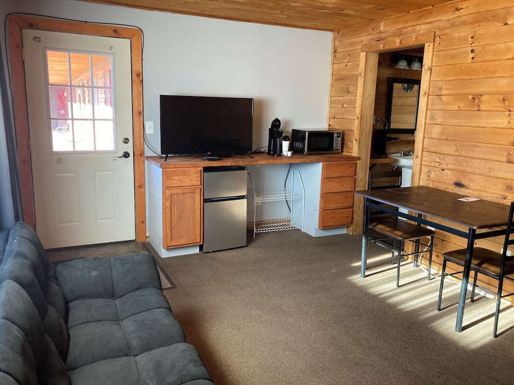 Rustic Inn - photo 14