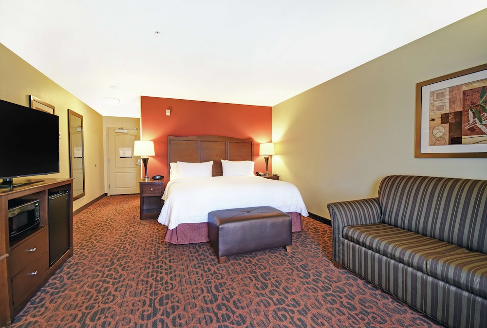 Hampton Inn Beloit - photo 15