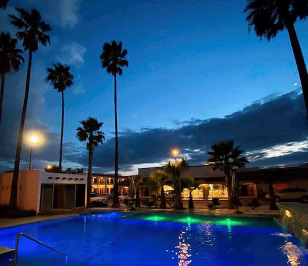 Hotel Sand’s San Luis Potosí in San Luis Potosi, Mexico