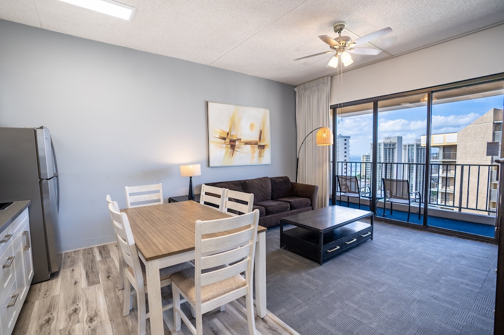 Waikiki Banyan Condo Located One Block From Waikiki Beach by Koko Resort Vacation Rentals - photo 138