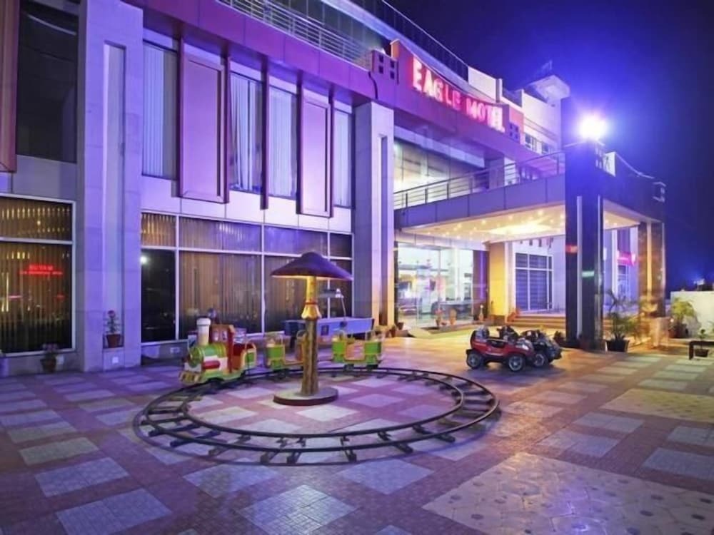 Eagle Motel — hotel in Rajpura
