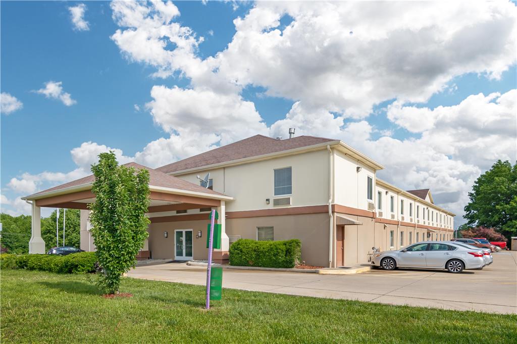 Best Western Teal Lake Inn - photo 40