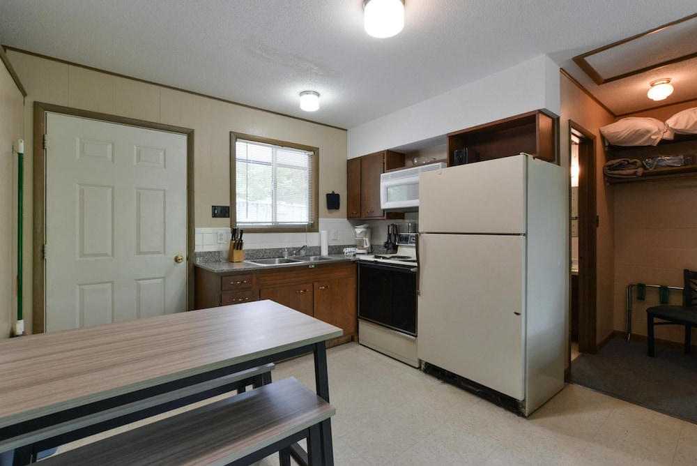 Kimberling Cove Resort - photo 22