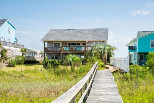 Sound Sleeper by Oak Island Accommodations - photo 33