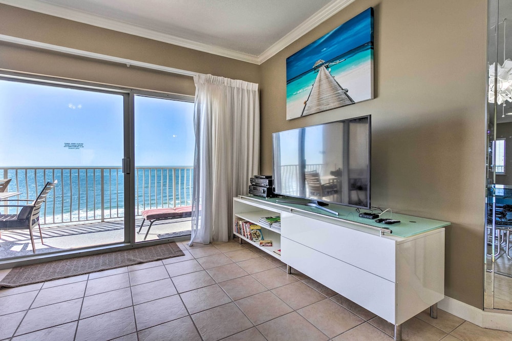 Gulf Views & Pool Access: Coral Reef Resort Condo - photo 4