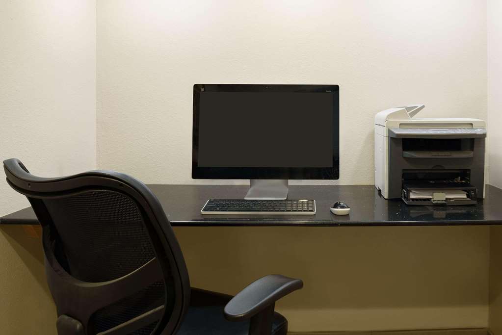Country Inn & Suites by Radisson Brookings SD - photo 40