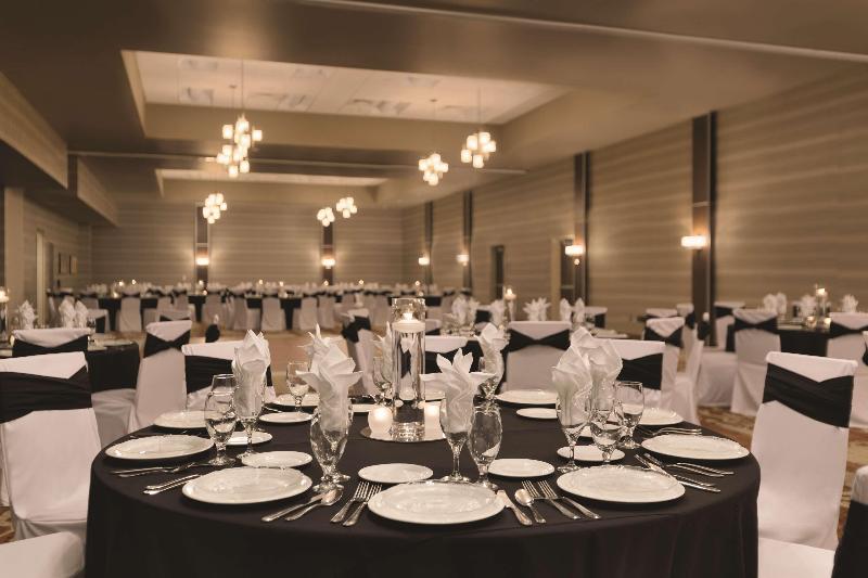 Embassy Suites by Hilton Akron Canton Airport - photo 119