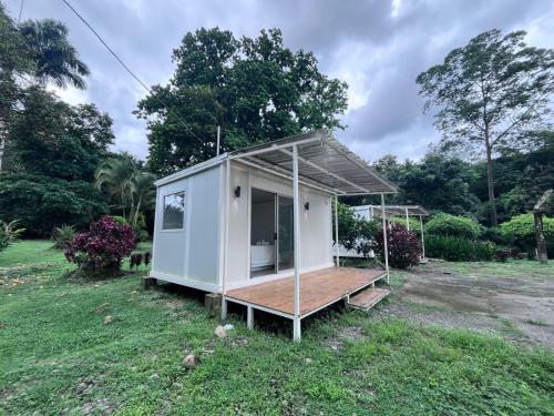 Cautiva Sleep Inn in Guacimo, Costa Rica