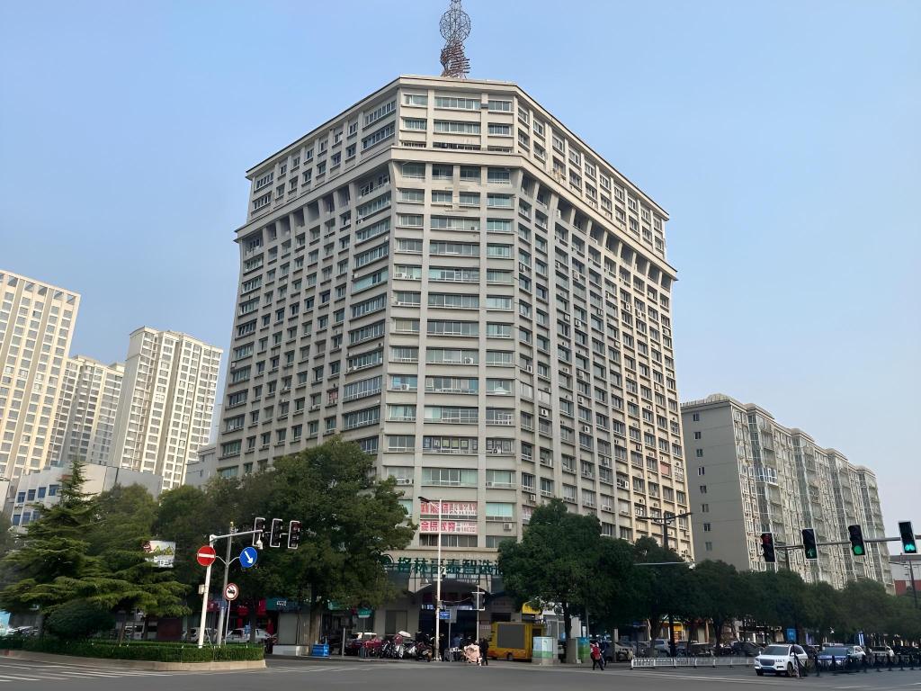 Green Tree Inn Express - carbon neutral hotel in Luoyang