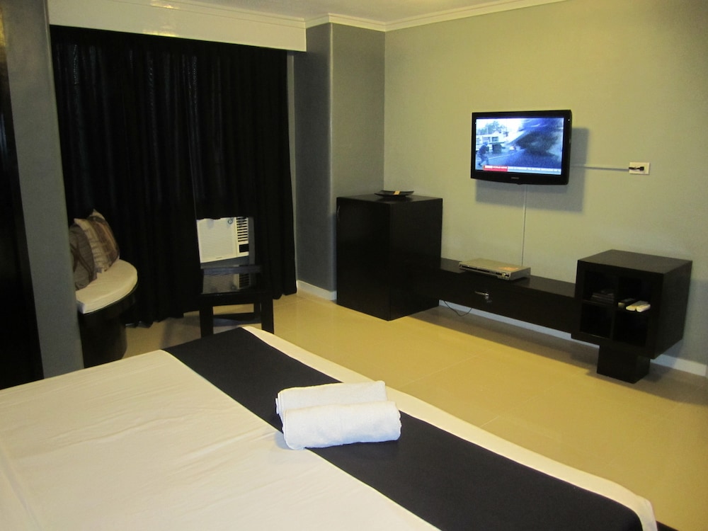 Richmond Plaza — Cebu City — photo 4