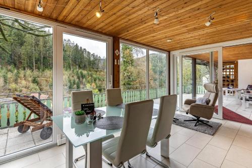 Ferienwohnung im Grünen — 4-Star Luxury Hotel in Hornberg, Germany
