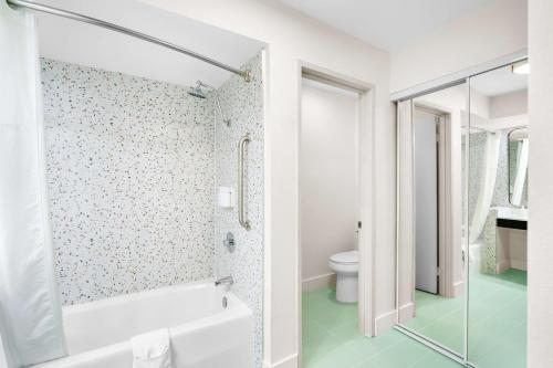 Signature Indio I 10 Coachella Valley by Sonesta - photo 22