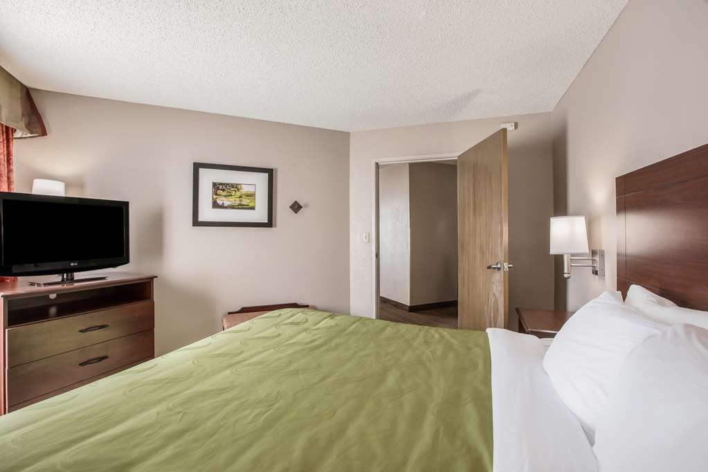 Quality Inn & Suites Lawrence University Area - photo 34
