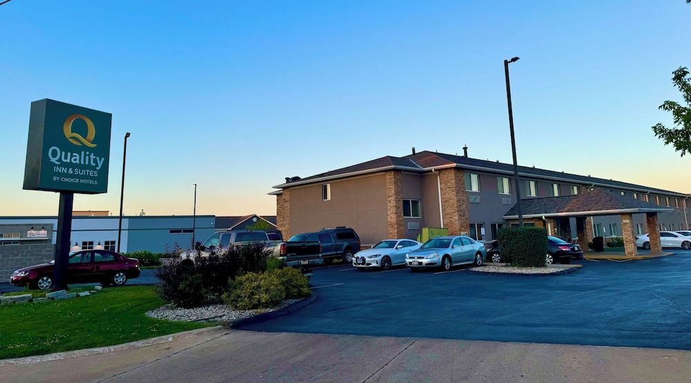 Quality Inn & Suites Green Bay Ashwaubenon - photo 43