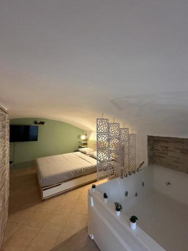 Verdesera Idromassaggio Netflix Wifi a Porta Susa — 4-Star Luxury Hotel in Turin, Italy