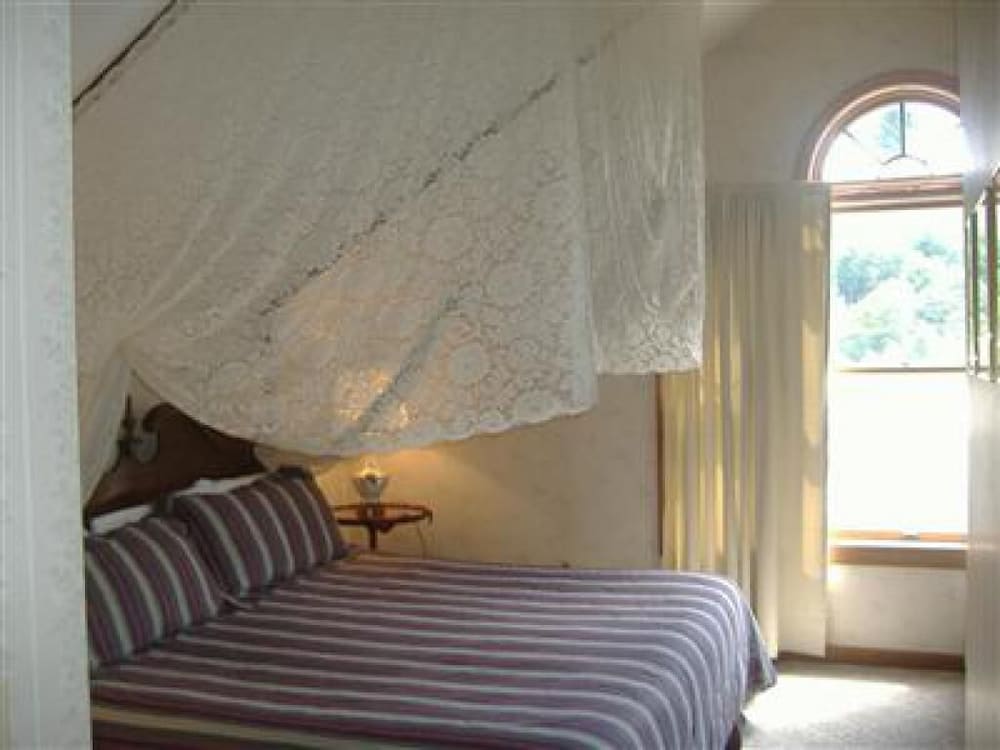 Sturbridge Country Inn - photo 16