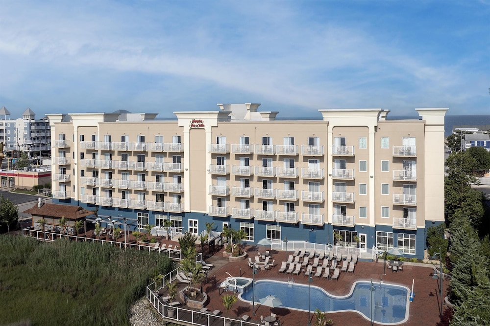 Hampton Inn & Suites Ocean City Bayfront Convention Center - photo 49